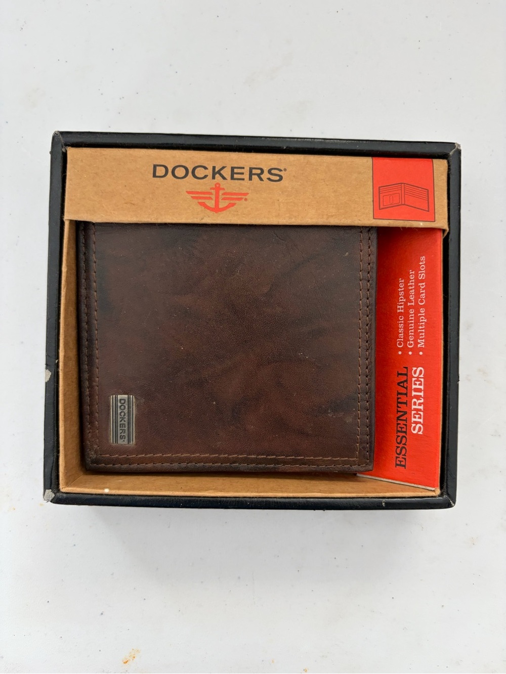 Dockers Brown Leather Bi-Fold Card Holder Wallet